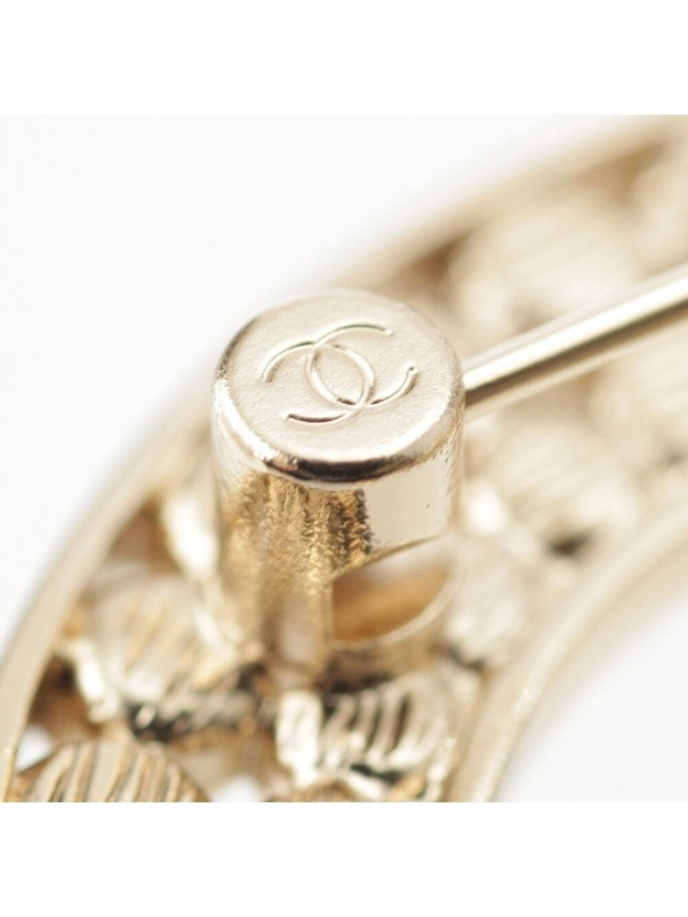 Chanel Metal Rhinestone CC Logo Brooch Gold - Picture 7 of 10